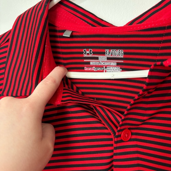 🎉4/30$🎉 Under Armour Red Striped Polo Shirt - Size XL - Picture 3 of 7